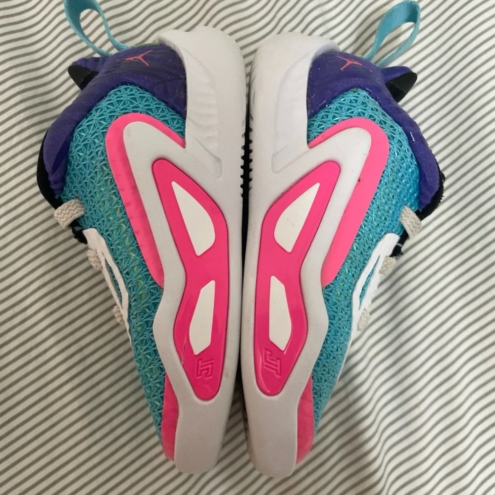 JORDAN TATUM 6T “WAVE RUNNER” Basketball Shoes